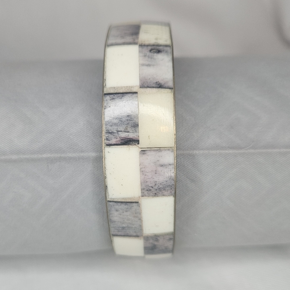 Vintage Dyed Bone Inlay And Brass Checkered Grey And Cream Bangle EUC 8"